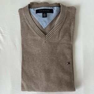 Tommy Hilfiger Men's Brown Sweater